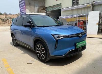 又一个新能源车倒下！哪吒汽车某工厂停产近1月，上海门店关闭引发的行业警钟